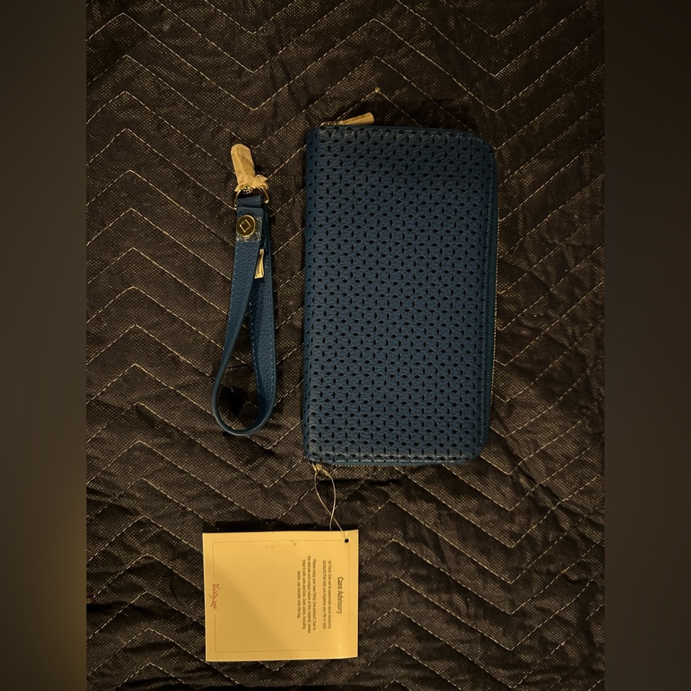 Thirty One All About the Benjamin’s wallet and strap.